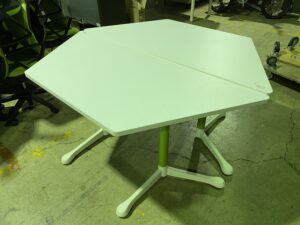 2025年12月6日　オフィス移転に伴う買取・回収事例　東京都港区三田